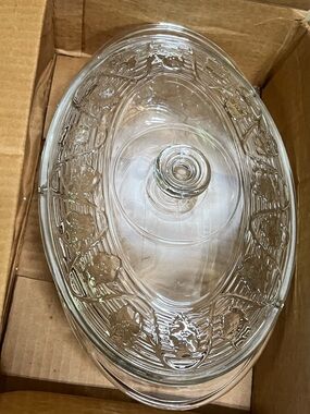 Vintage Anchor Hocking Oval Clear Glass Casserole Dish Oven Proof Emboss Flowers